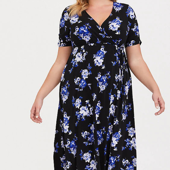 Torrid Black Floral Studio Knit Wrap Dress, NWOT - Picture 1 of 8